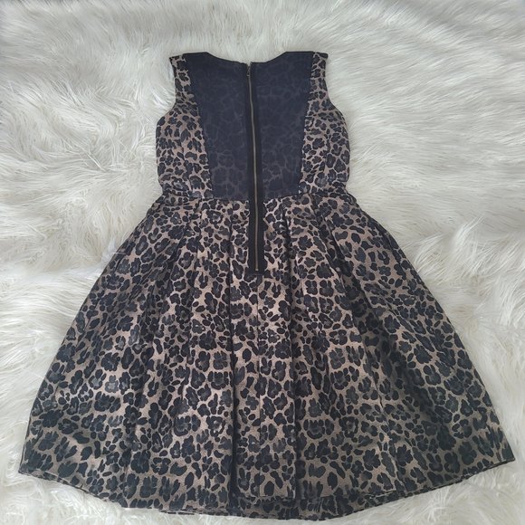 Taylor Leopard Print Dress w/Pockets - Picture 4 of 4